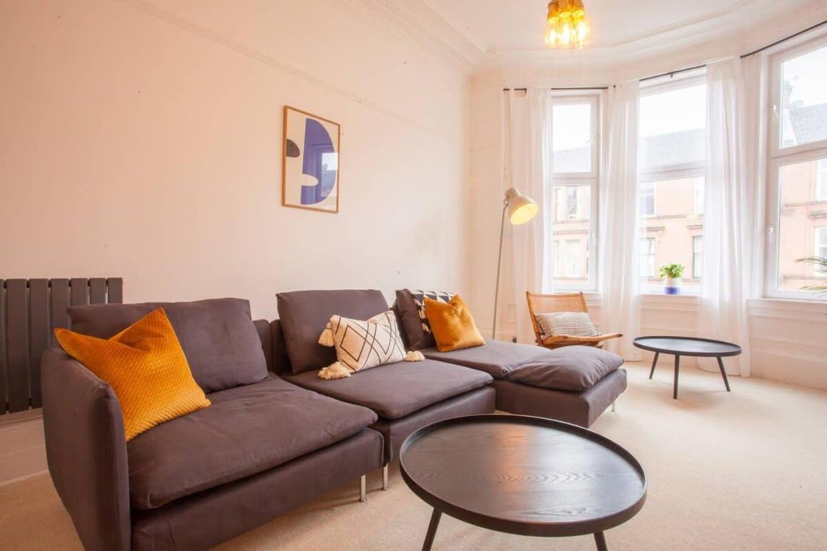 Stunning 2 Bed Property In Heart Of West End グラスゴー エクステリア 写真