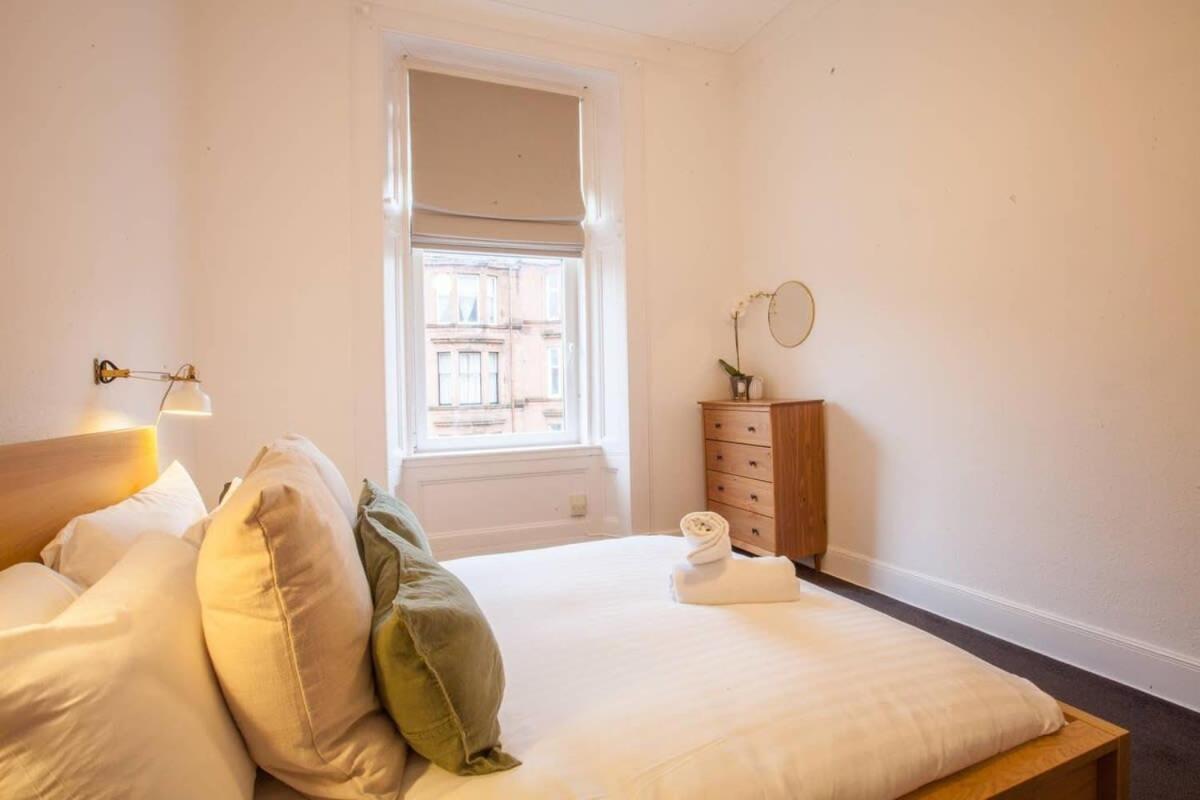 Stunning 2 Bed Property In Heart Of West End グラスゴー エクステリア 写真